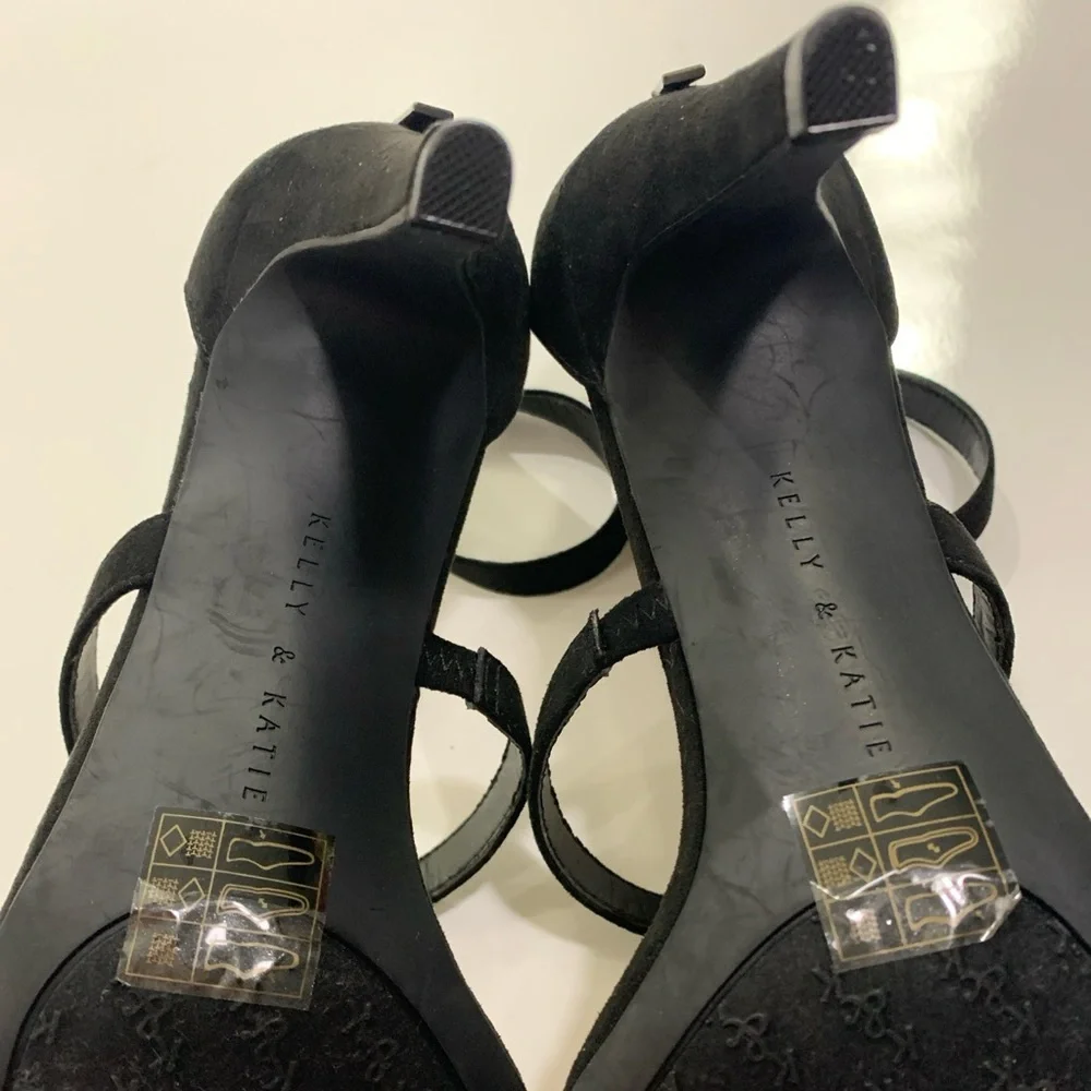 Kelly and Katie Black Size 9.5 Women's Heels Sandals Shoes - Picture 10 of 13